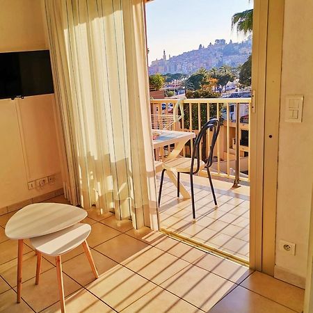 Menton Bord De Mer Studio Calme Avec Balcon, Ascenseur, Climatisation, Ideal Location Quiet Near Sea, Balcony, Elevator, Ac Экстерьер фото
